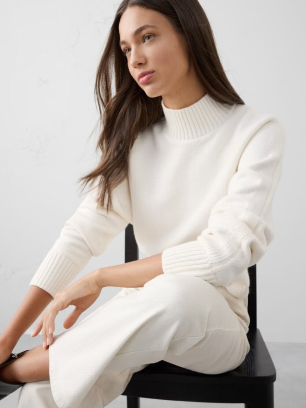 Banana Republic Factory Oversized Cropped Turtleneck Sweater Cream Size XS